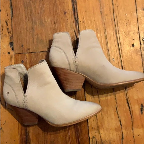 Booties - Picture 4 of 4